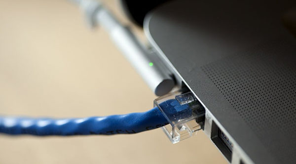 Collegati Tramite Ethernet per ridurre il ping